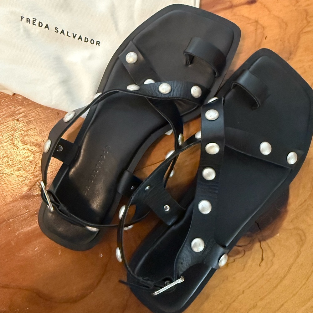 Freda Salvador Paxton Sandals - Picture 8 of 8